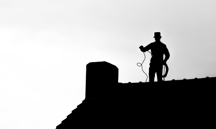 From Heatwaves to Frost: Seasonal Tips for Protecting Your St. Louis Chimney